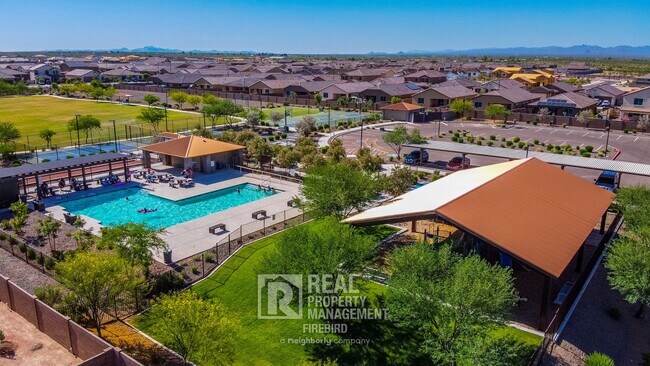 Building Photo - 17945 W Sand Hls Dr