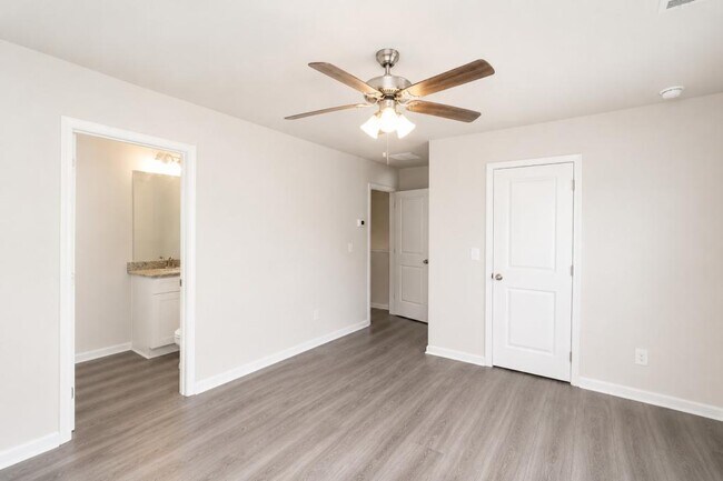 Building Photo - 4244 Crosby Ln