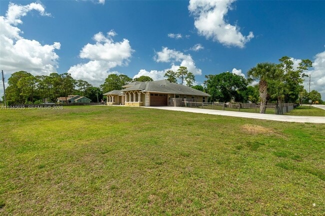 Building Photo - 18021 49th St N