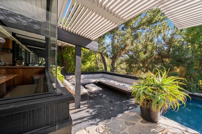 Building Photo - 3 Bed / 3 Bath Private Mid-Century Oasis with Pool, Detached Studio & Canyon Views