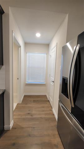 Building Photo - 1614 Silver Landing Trail