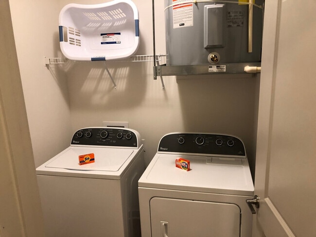 Building Photo - 11655 Flat Branch Cl Dr