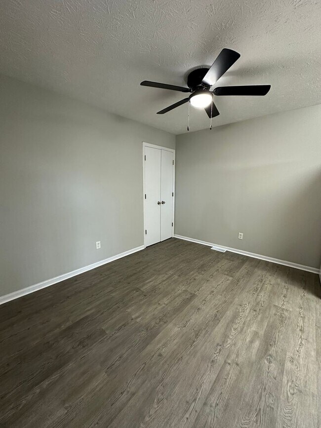 Building Photo - 2810 Duroc Dr