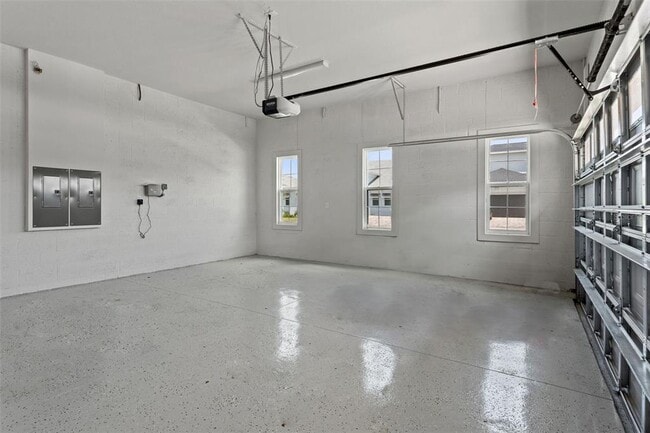 Building Photo - 8541 Ivy Stark Blvd