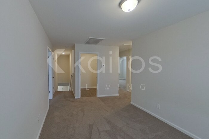 Building Photo - 100 St Matthew Wy