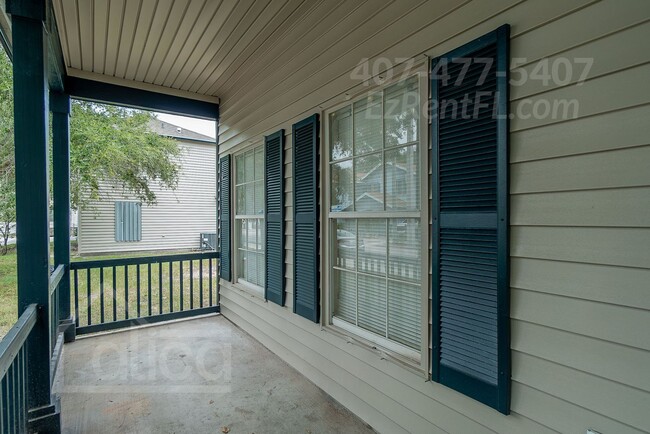 Building Photo - Newly renovated 3-bedroom, 2-bathroom home...