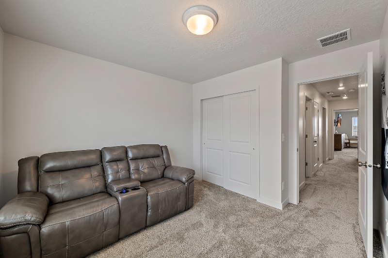 Building Photo - 1104 Early Lgt Wy