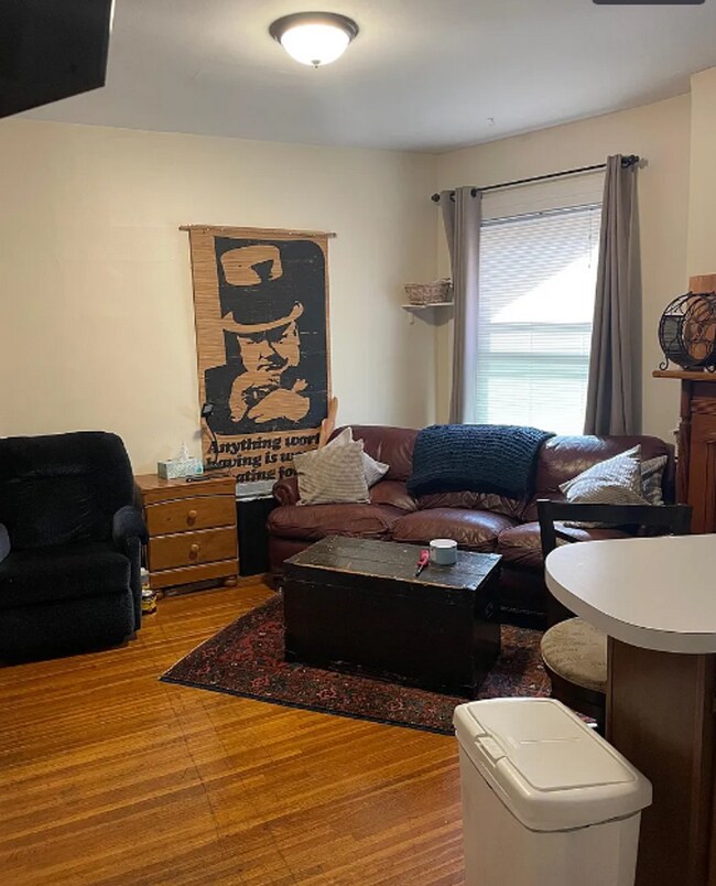 Building Photo - 41 Cornell St