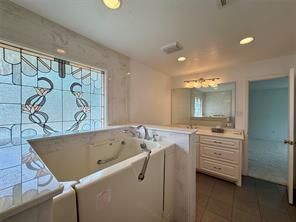Building Photo - 337 W Cattle Dr