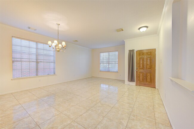 Building Photo - 21735 Oakbridge Park Ln
