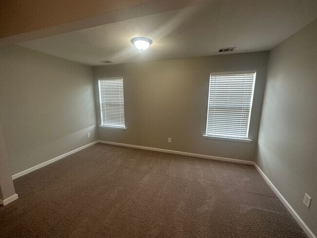 Building Photo - Great 3BR, 2.5BA home in Martinez!