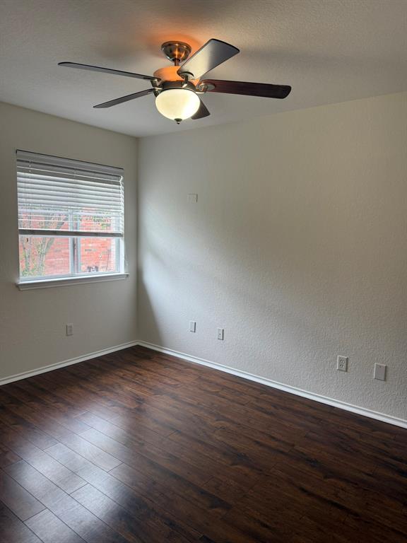 Building Photo - 1018 Gentry Dr