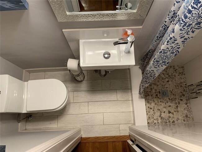 Building Photo - 1068 Faith Ave SE