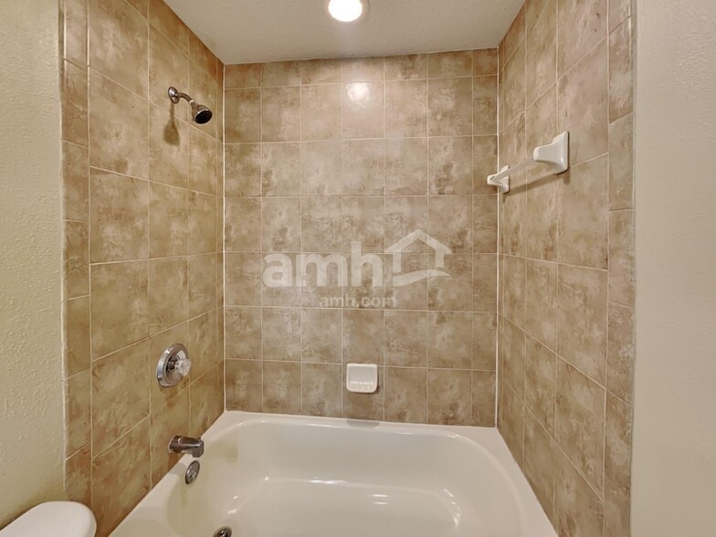 Building Photo - 12016 Tasha Ct