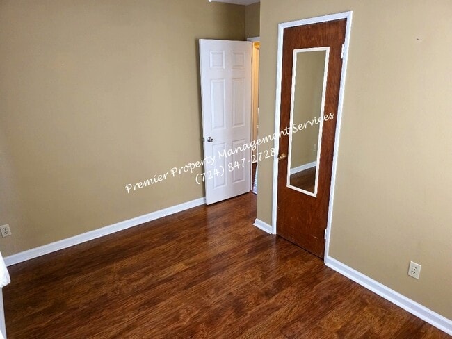 Building Photo - 1176 March St