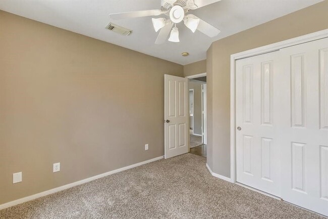 Building Photo - 80 Scarlet Woods Ct