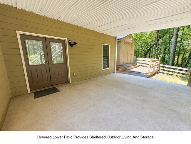 Building Photo - Three Levels. Two Kitchens. Seven Bedrooms. Endless Possibilities.