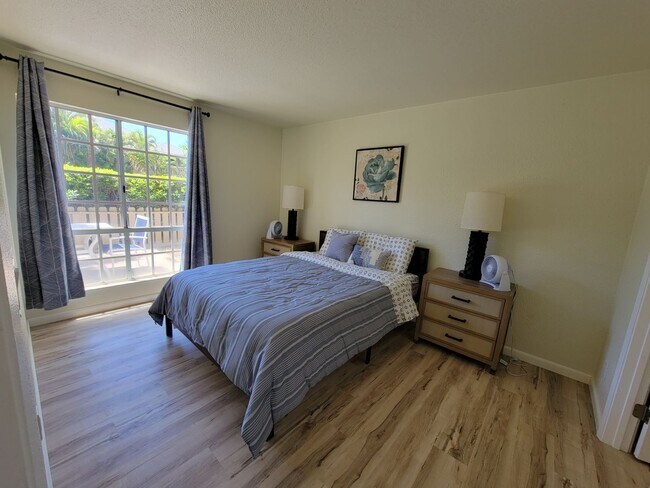 Building Photo - Furnished Downstairs Unit In North Kihei