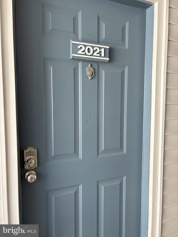 Building Photo - 2021 Lucas Ln