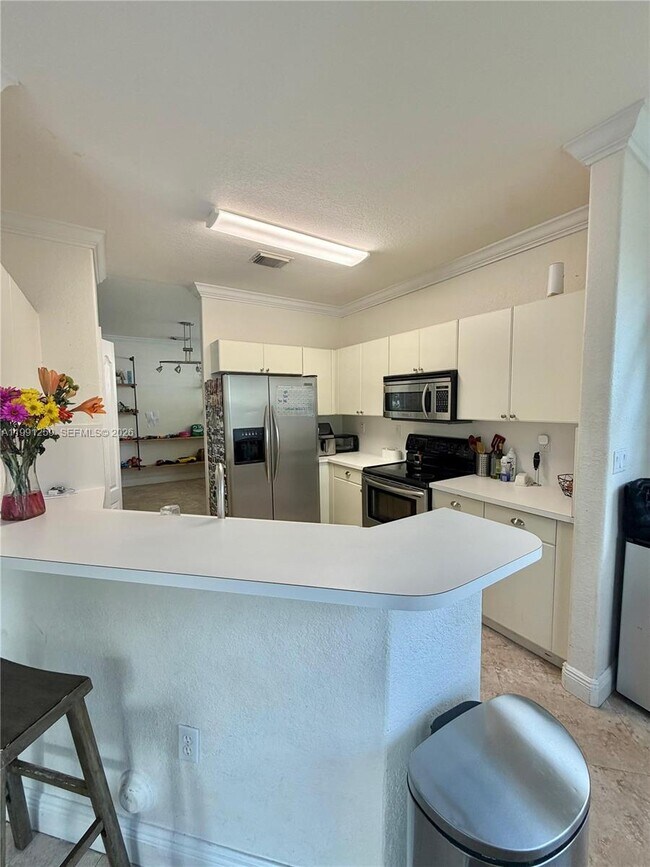 Building Photo - 15391 SW 17th Terrace