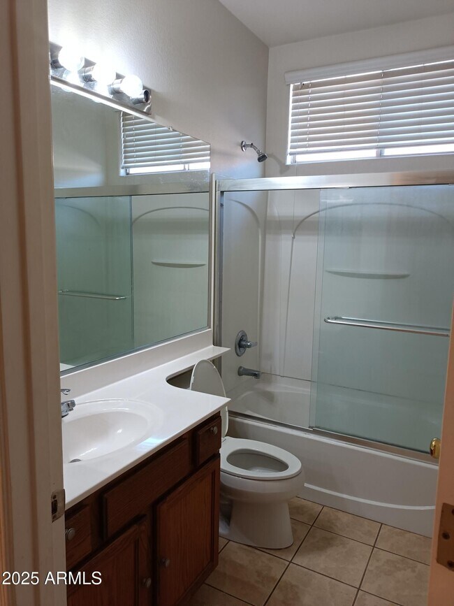 Building Photo - 14634 W Ventura St