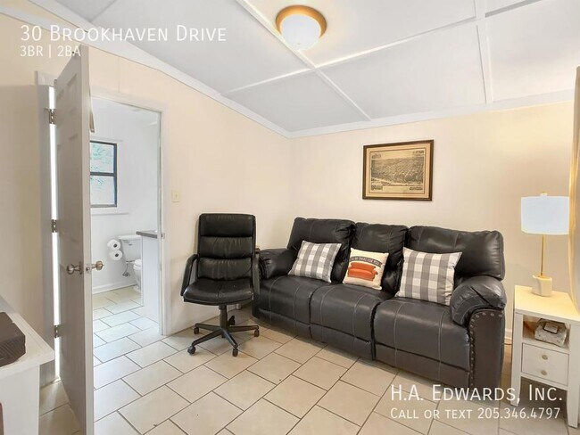 Building Photo - 30 Brookhaven Dr