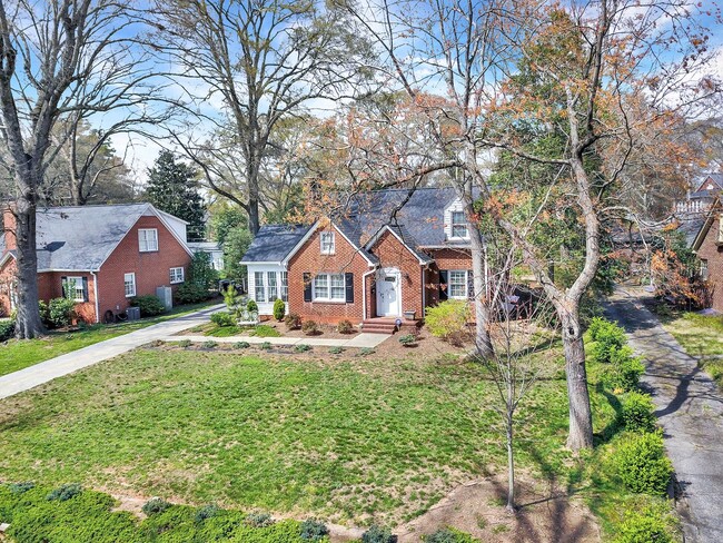 Building Photo - BRICK GASTONIA HOME FOR RENT