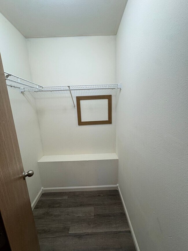 Building Photo - 1412-1414 Greensboro Dr.