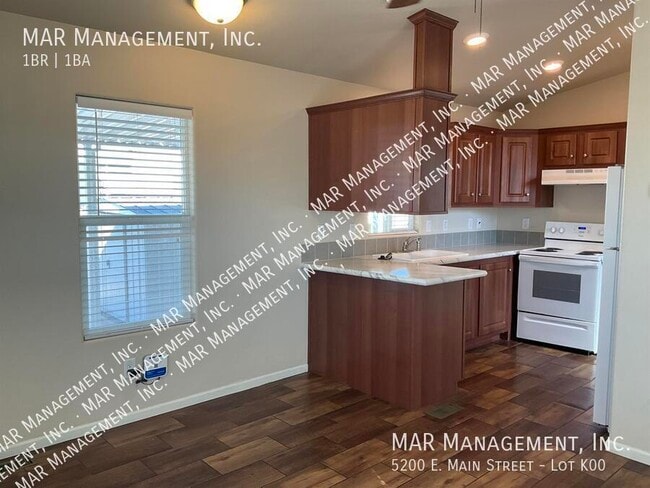 Building Photo - 5200 E Main St