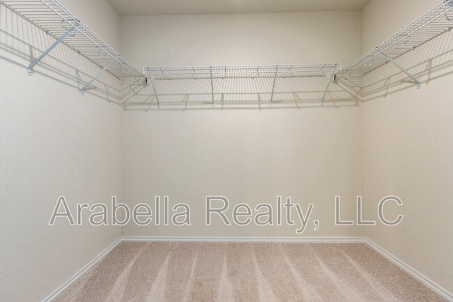 Building Photo - 6110 Willow Point Blvd