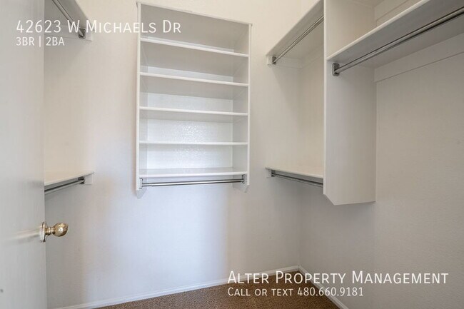 Building Photo - 42623 W Michaels Dr