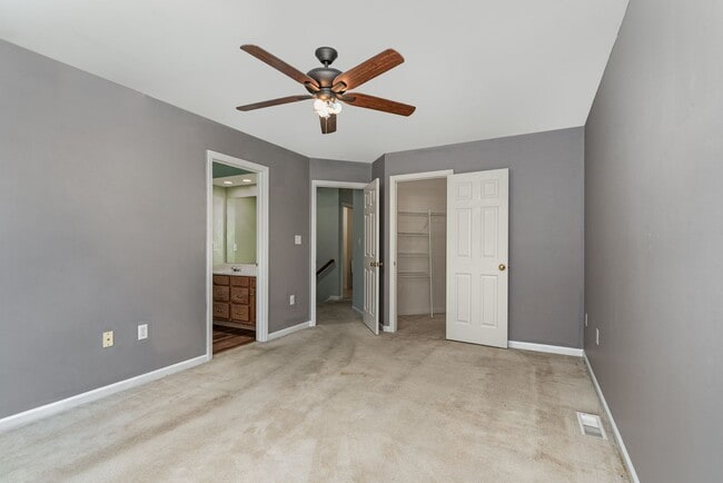 Building Photo - 129 Buckley Dr