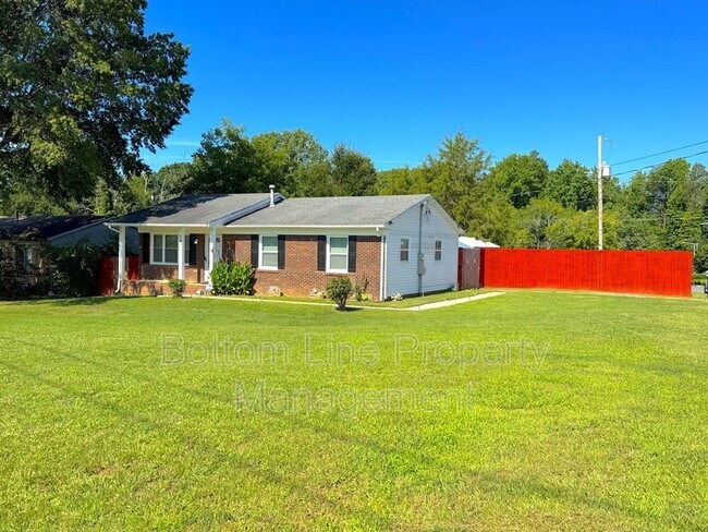 Building Photo - 749 Shannon Bradley Rd