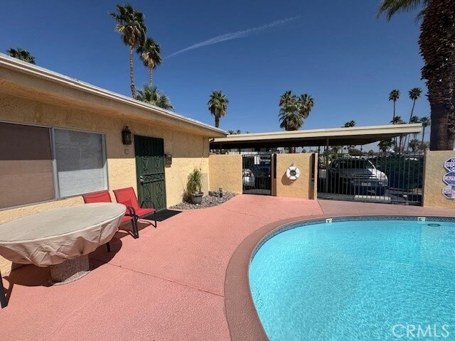 Building Photo - 74443 Driftwood Dr