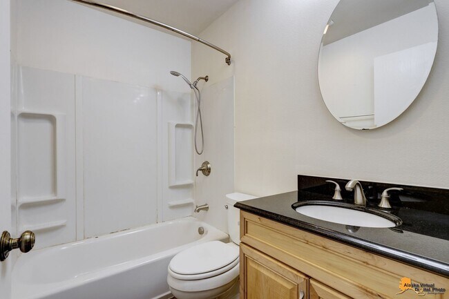 Building Photo - Cozy Abbott Loop Single Family Home w/ Garage & Fenced in Yard