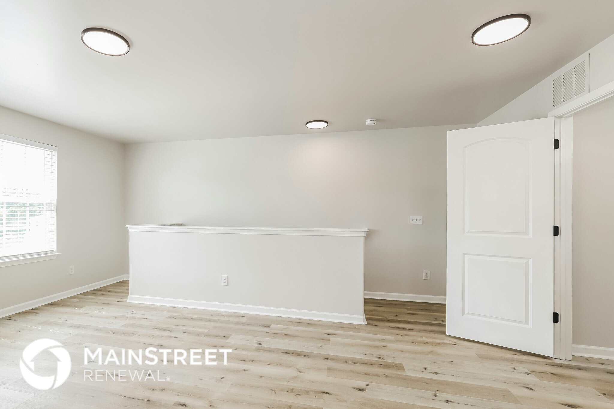 Building Photo - 1086 Aster Way