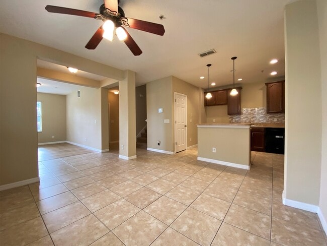 Building Photo - 5557 Gelato Dr