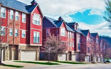 Building Photo - 2864 W Lakewood Dr