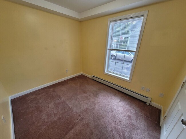 Building Photo - 21 Jane St