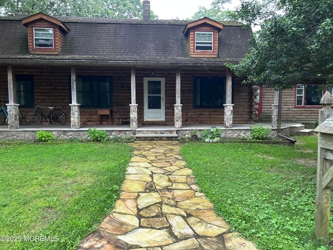 Primary Photo - 375 Arrowhead Dr