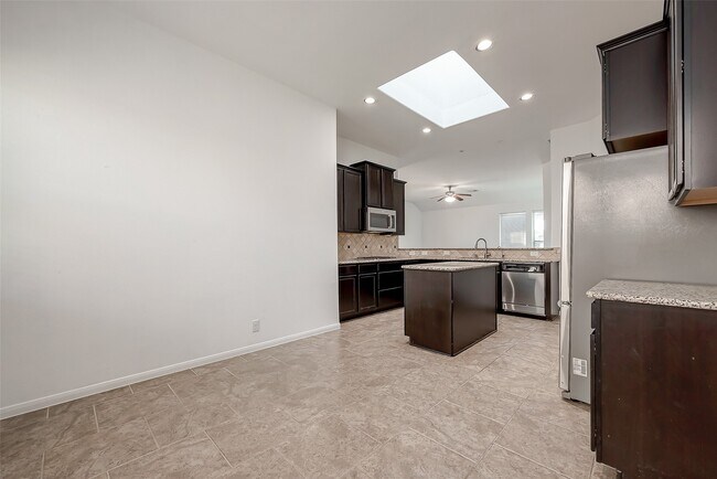 Building Photo - 11618 Lantana Reach Dr