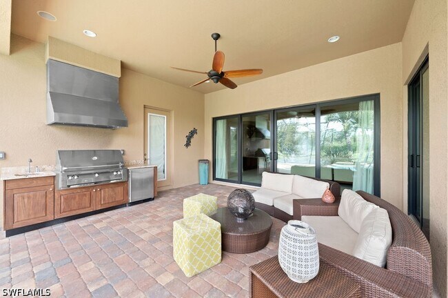 Building Photo - 6315 Serano Way