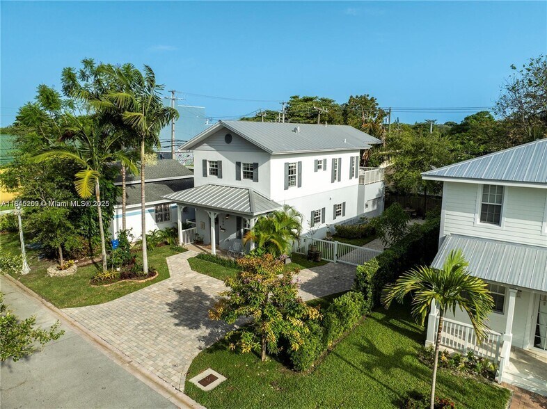 Building Photo - 106 Florida Ave