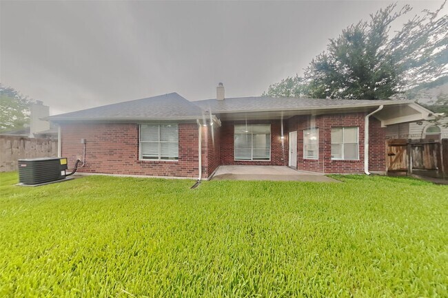 Building Photo - 16803 Cobbler Crossing Dr