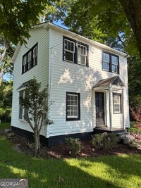 Building Photo - 118 Alford St
