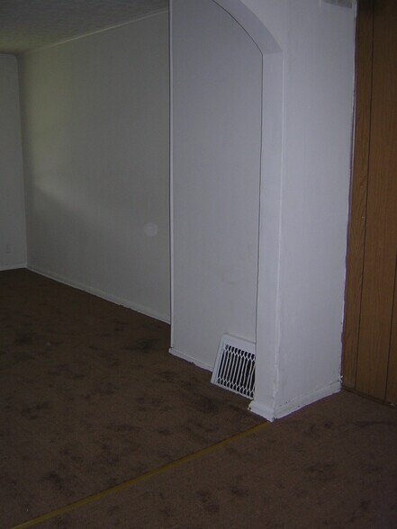 Building Photo - 3827 Saint Margaret St