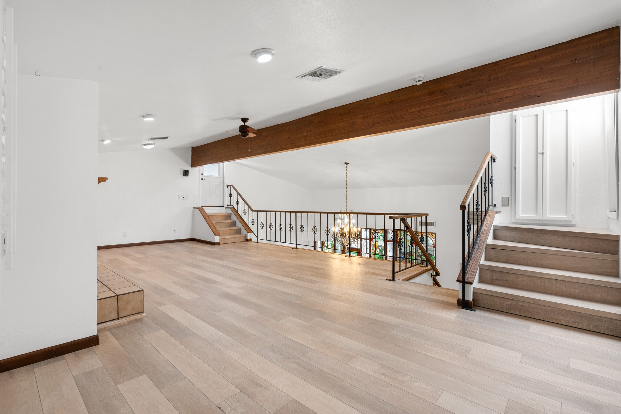 Building Photo - 3319 E Indian School Rd