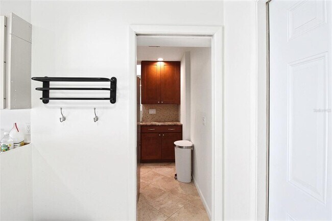 Building Photo - 6416 Wood Owl Cir