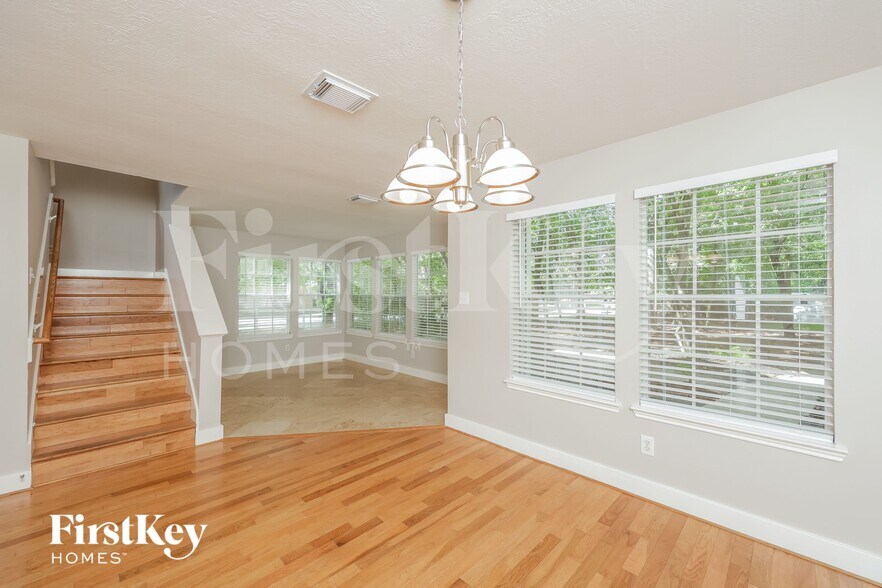 Building Photo - 18819 Atasca Oaks Dr