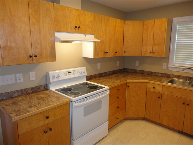 Building Photo - 5810 Colonial Dr